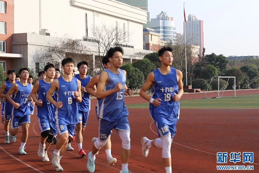 青少年篮球选手的心态管理技巧_2